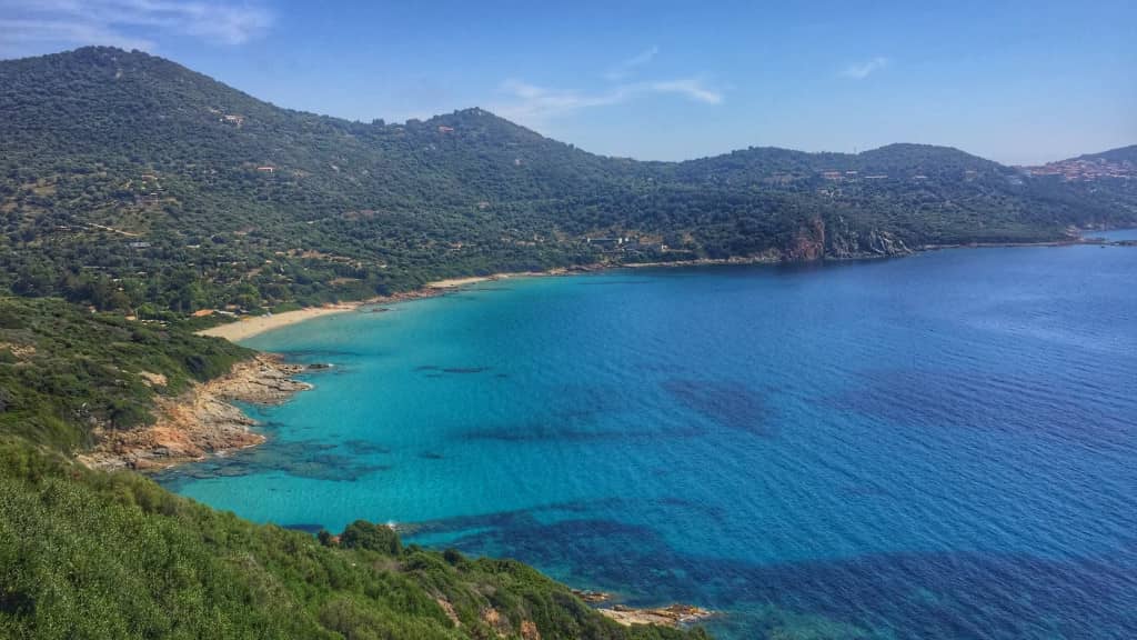 Plage de Menasina à Cargèse en Corse