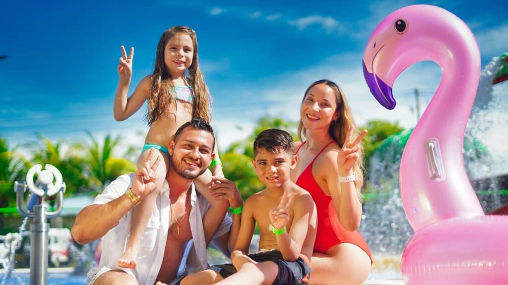 famille au camping