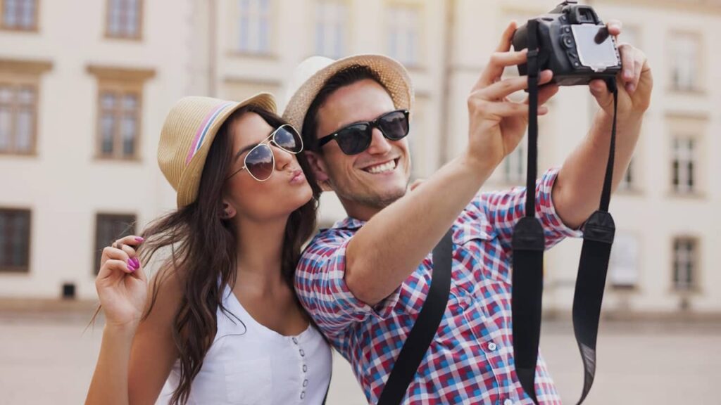 photo de vacances en couple
