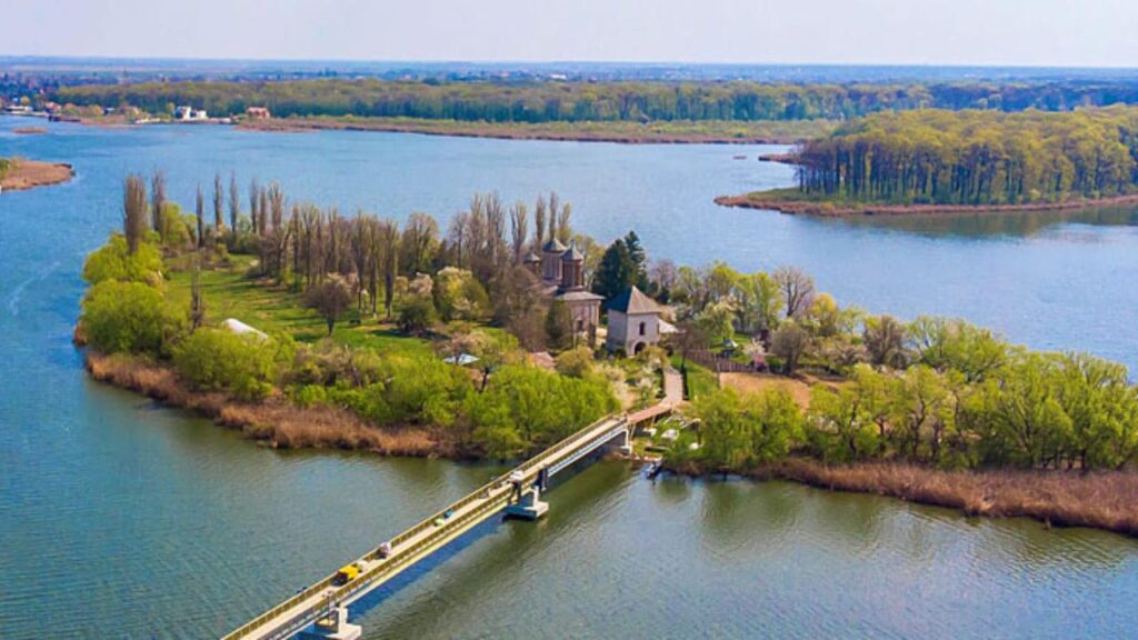 Le Palais Snagov et de son Monastère