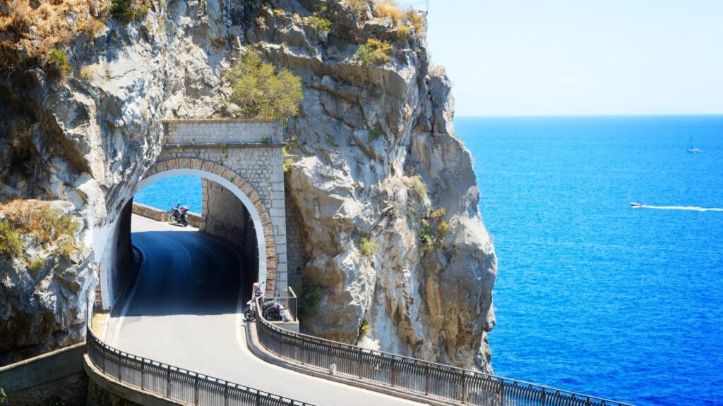 La corniche
