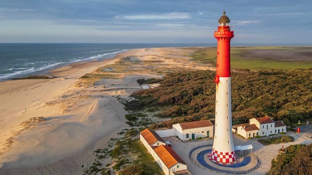 La Palmyre Phare de la Coubre