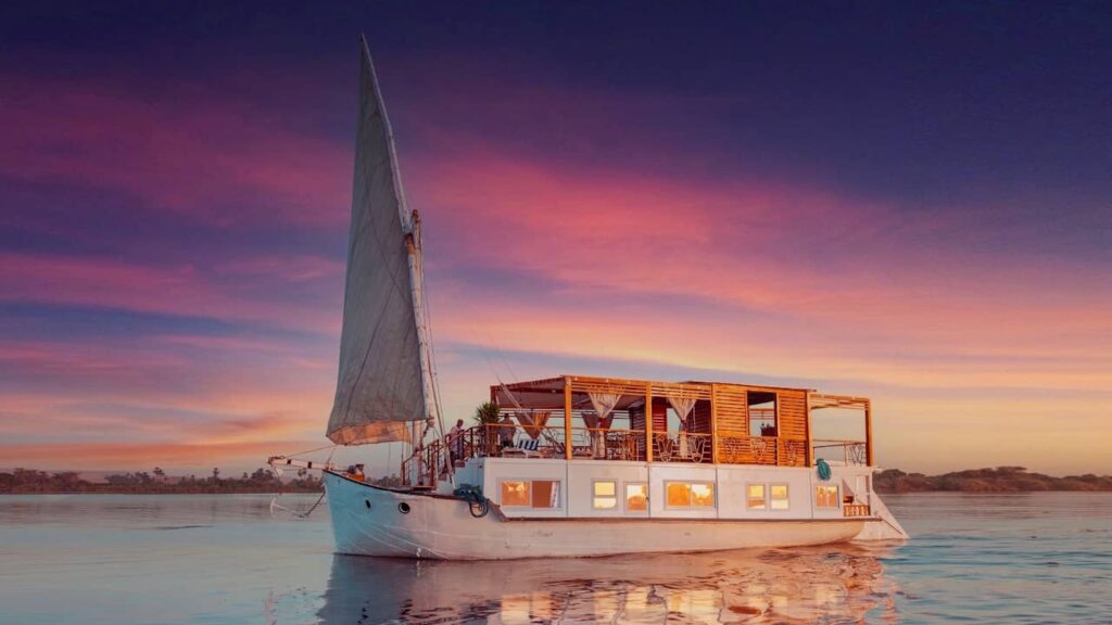 Croisière sur le Nil avec un petit bateau : choisissez LVDS