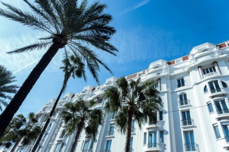 Luxe abordable à Nice : le secret des hôtels de charme