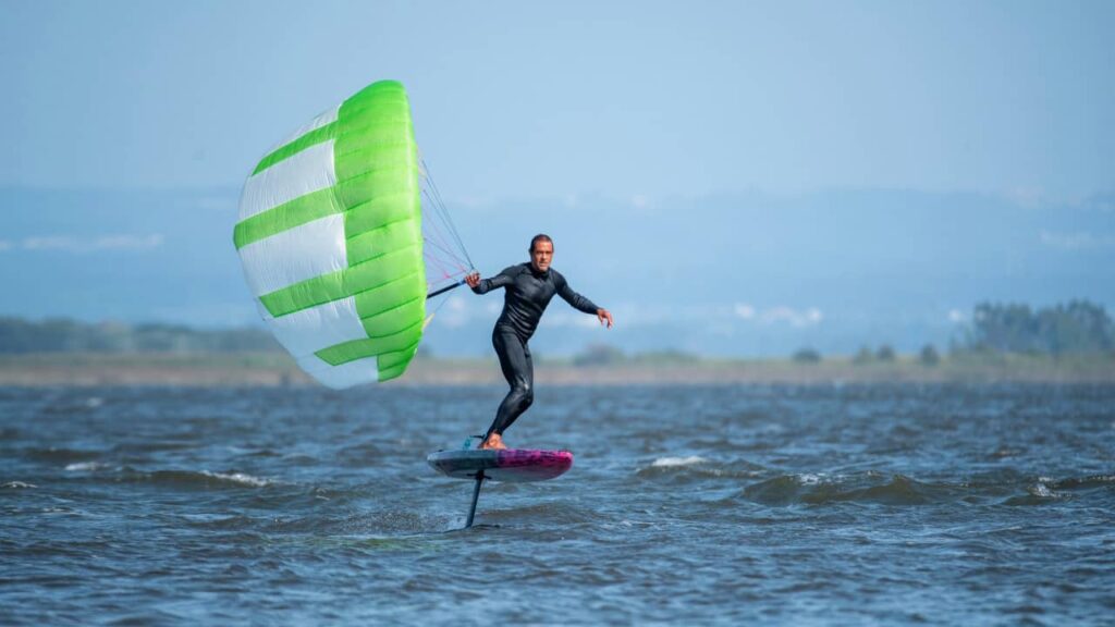 Plus beaux spots wingfoil en Europe : destinations incontournables