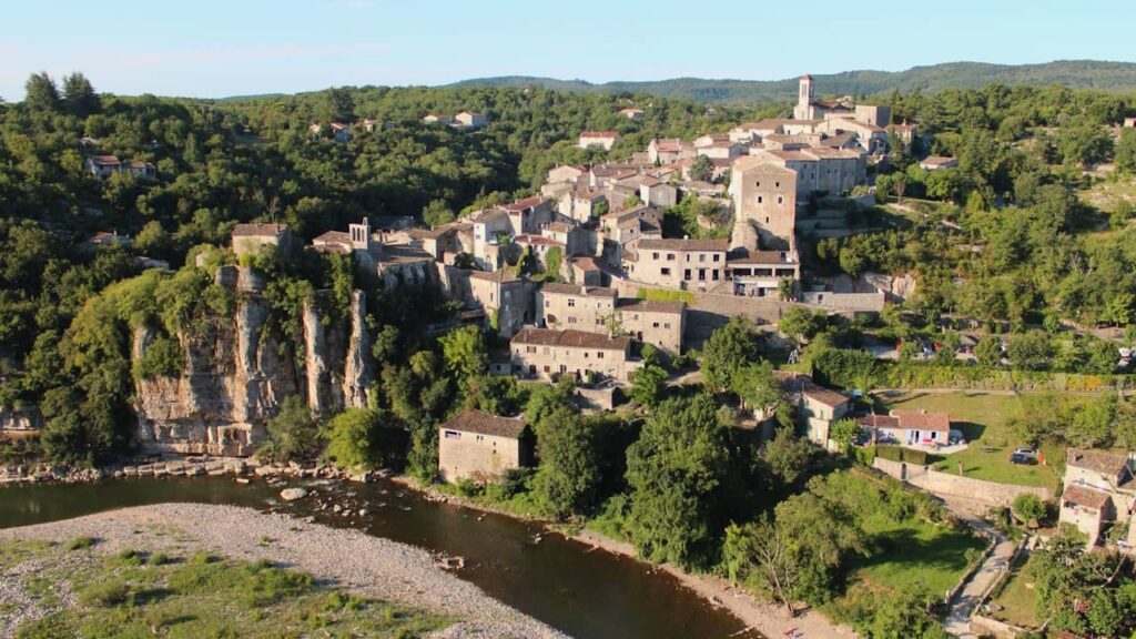 village de Balazuc en Ardèche