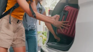 Préparer sa valise de manière minimaliste pour son prochain road trip