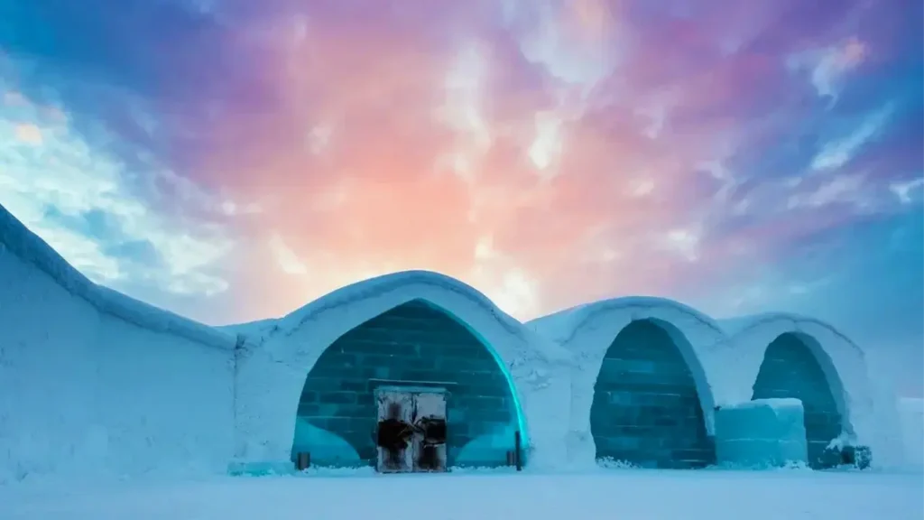 Hôtel de glace en Laponie