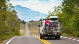 Organiser son road trip sans stress : guide pratique pour réussir son voyage